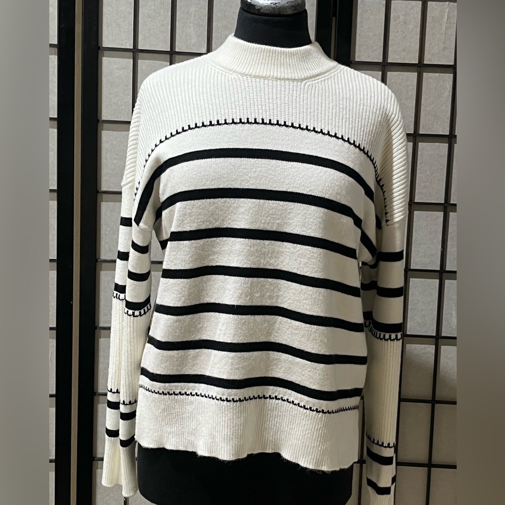 Greige Ribbed Knit Sweater Black - White Stripe, Coastal, WOMEN SIZE L - Picture 11 of 13